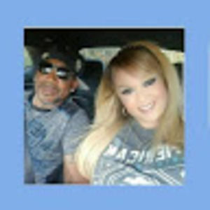 Meet your Posher, Victoria &